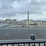 Eiffel Tower View Apartment 16Th